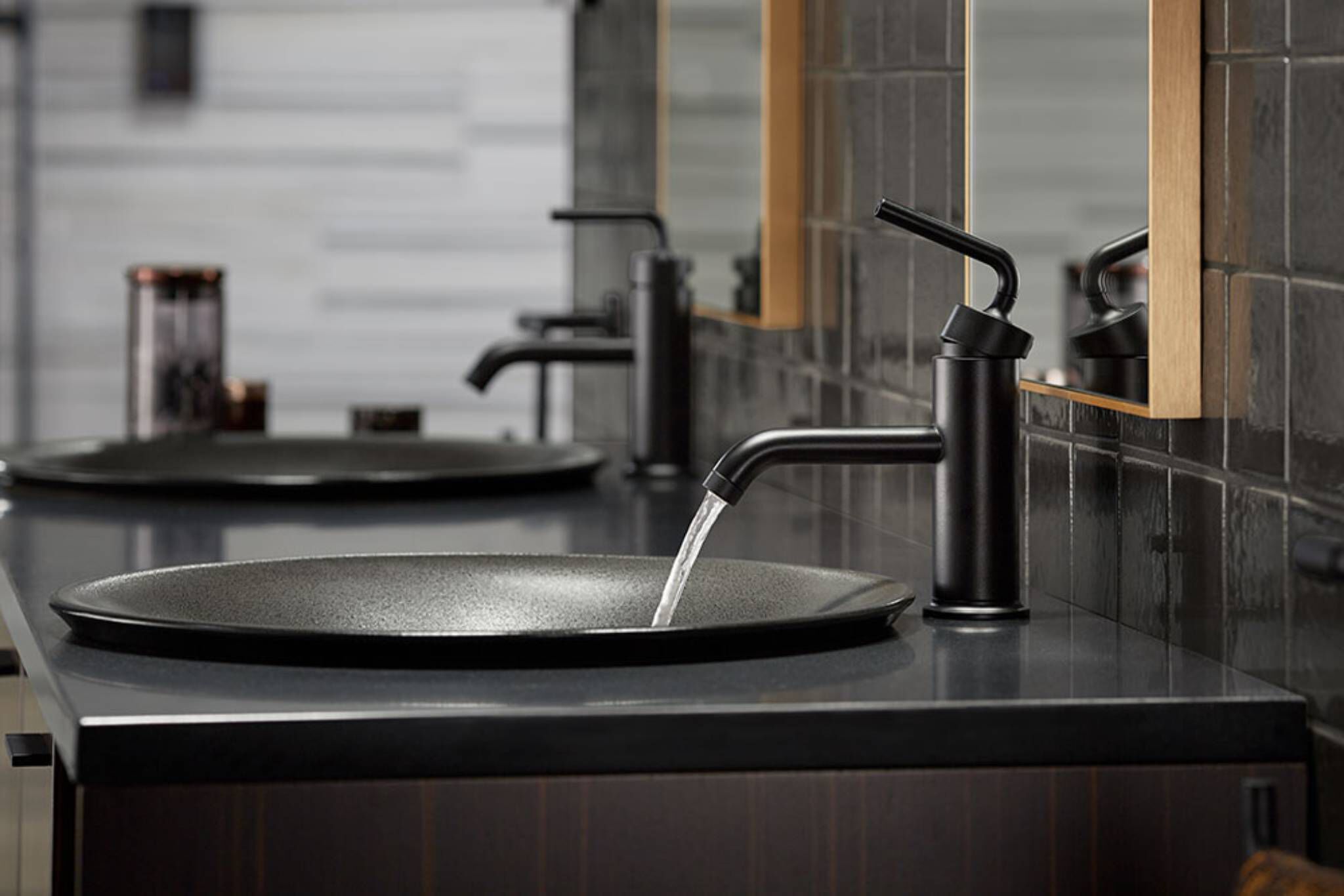 Llave Monomando Baja Para Lavabo L&iacute;nea Purist En Negro Mate,,hi-res image number null