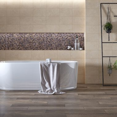 Ba&ntilde;o Brunei Caf&eacute;