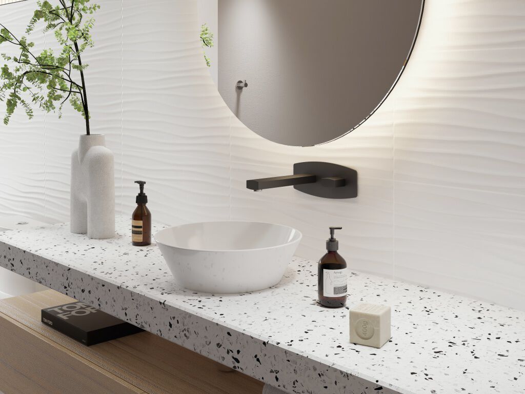 Llave De Muro Para Lavabo L&iacute;nea Dubl&iacute;n&reg; En Negro Mate,,hi-res