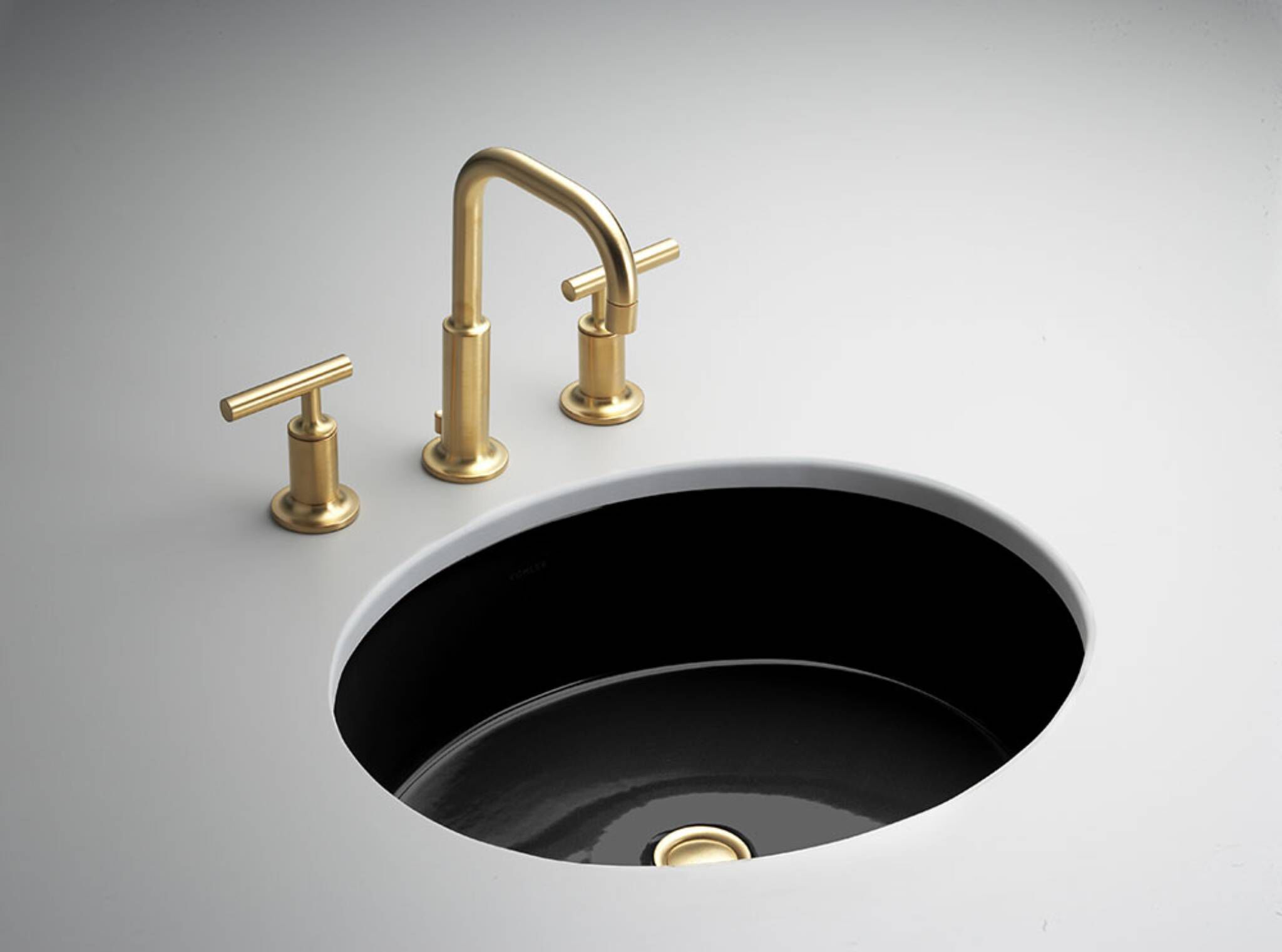 Lavabo de bajocubierta línea Verticyl en negro,,hi-res image number null