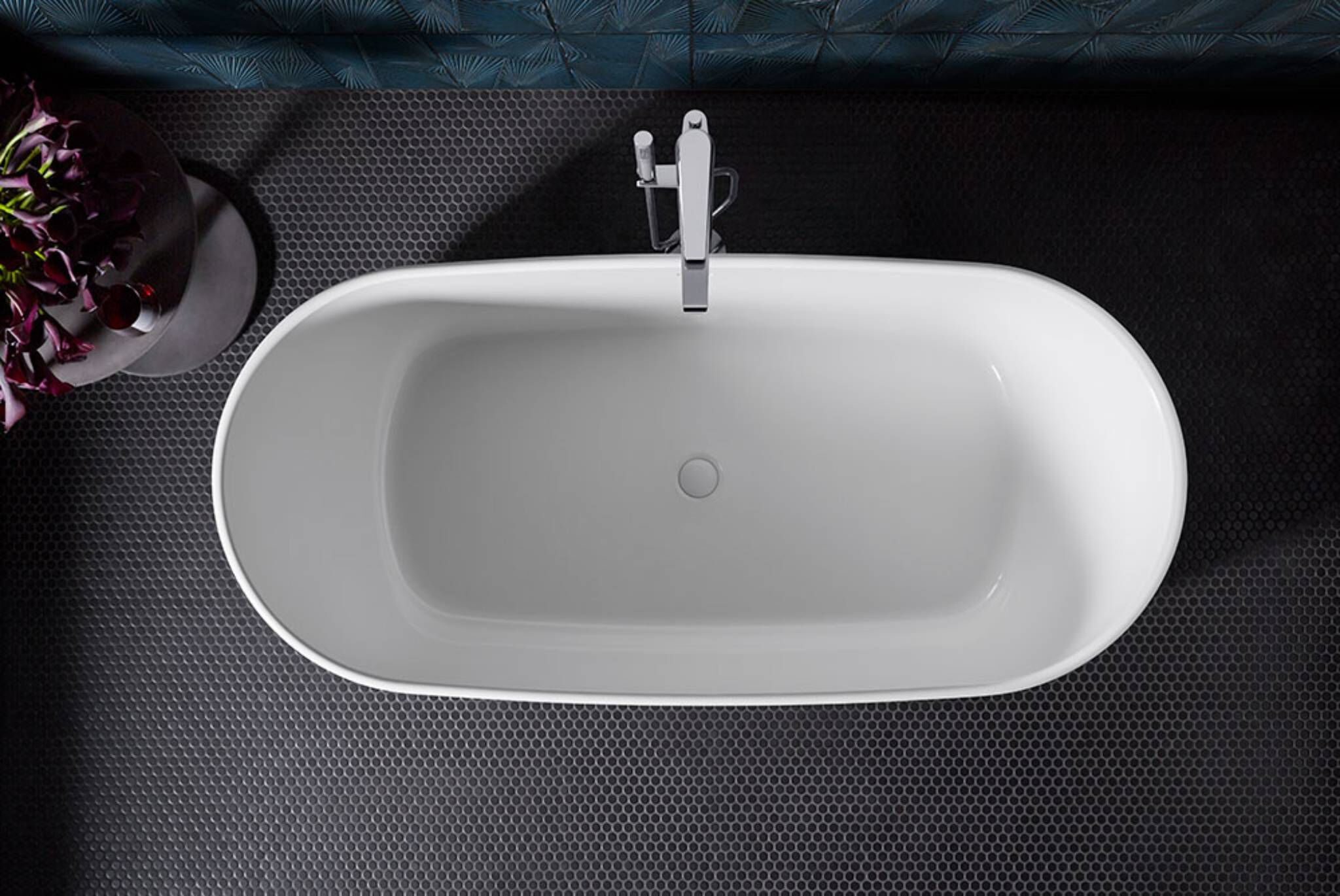 Llave monomando alta para tina línea Avid en cromo pulido,,hi-res image number null