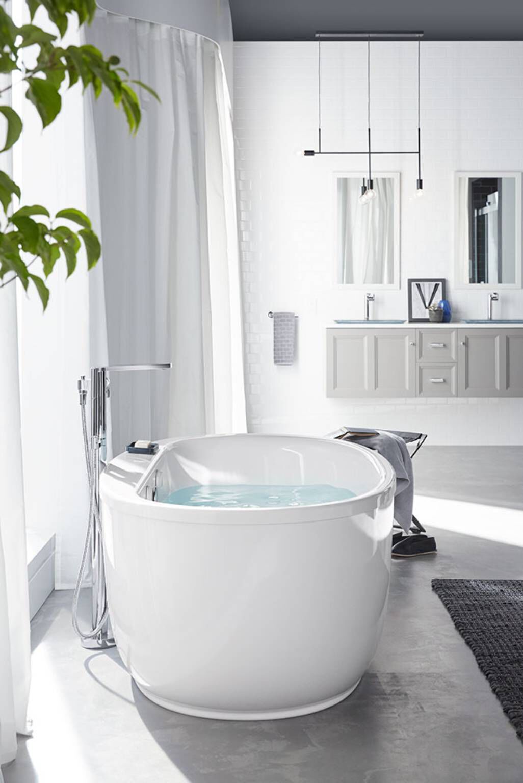 Llave monomando alta para tina línea Composed en cromo pulido,,hi-res image number null