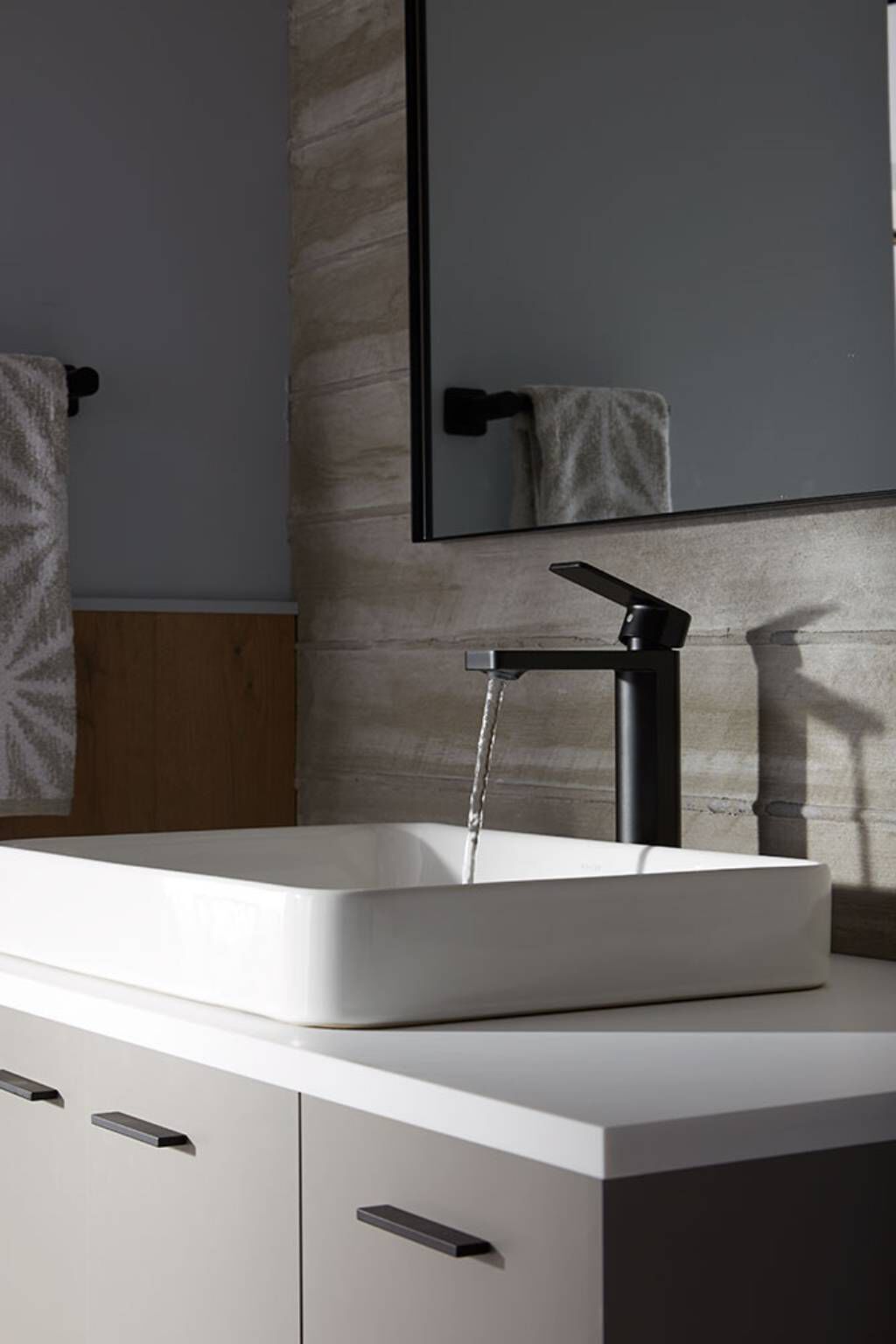 Llave línea Parallel en negro mate,,hi-res image number null