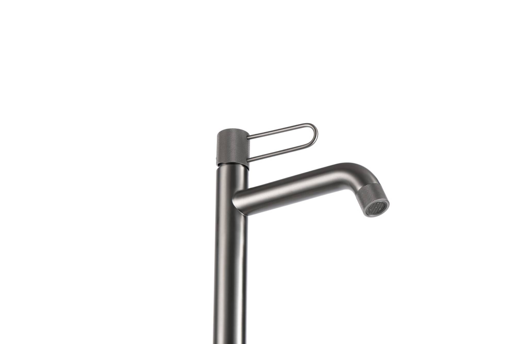 Llave monomando alta para lavabo línea Meyer en titanio mate,,hi-res image number null